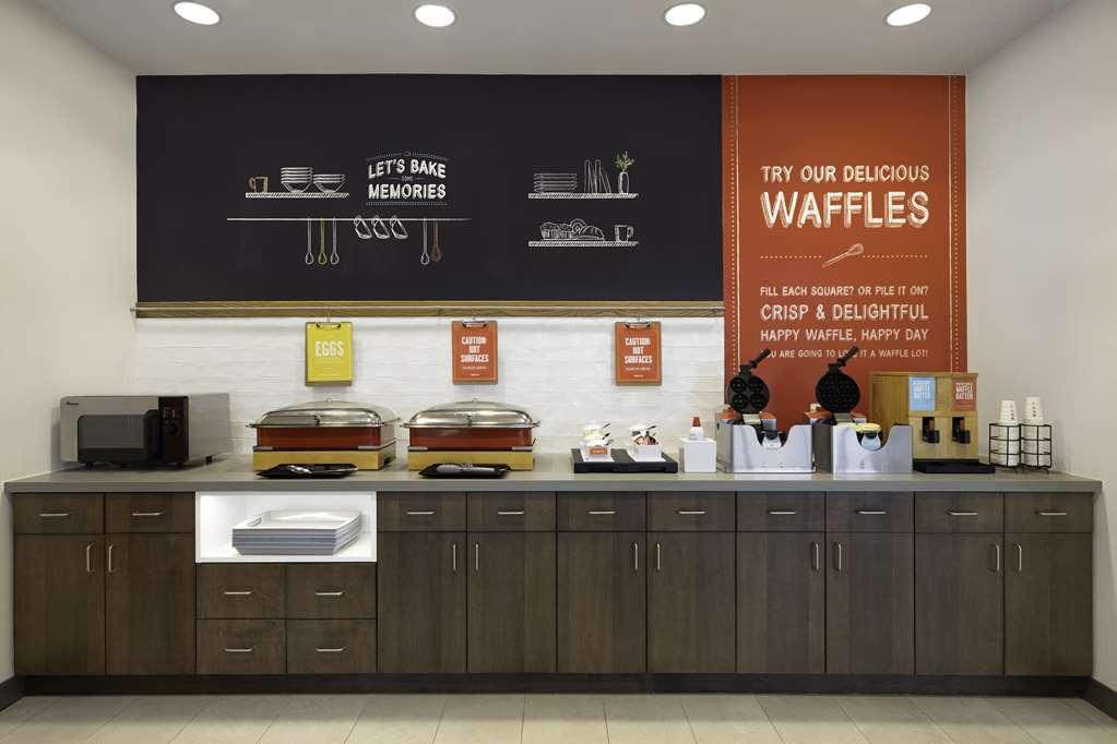 Hampton Inn Midland, On Restoran foto